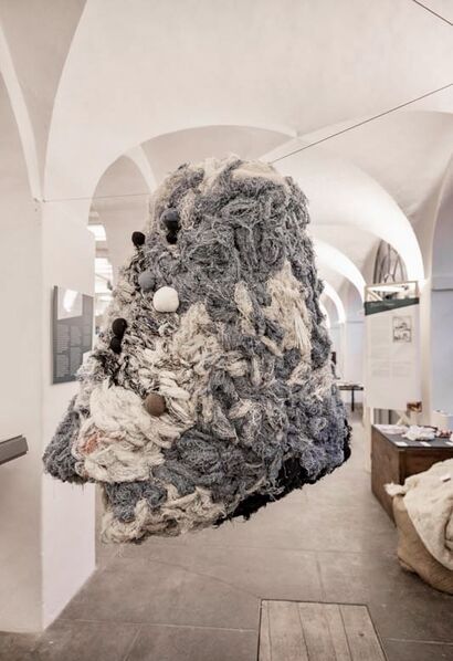 The Sociable Weaver. A Matter That Questions. - a Sculpture & Installation Artowrk by Michela Cavagna